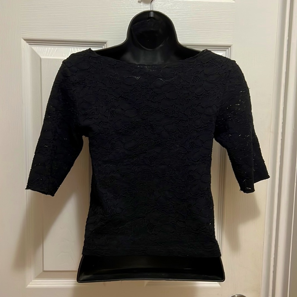 Zara black laced V-neck top with 3 quarter sleeves in size M. - Picture 3 of 11